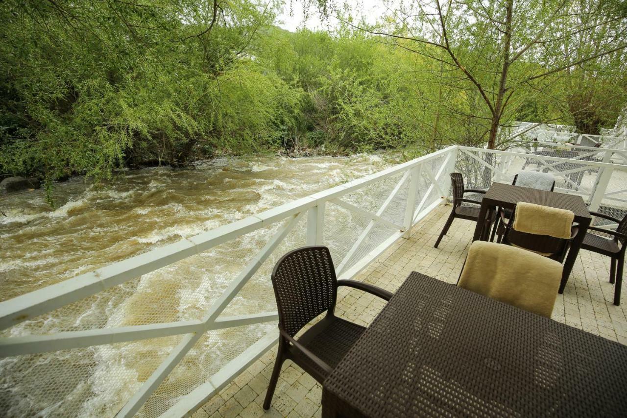 Chalet Dilijan Hotel & Restauarant Екстер'єр фото